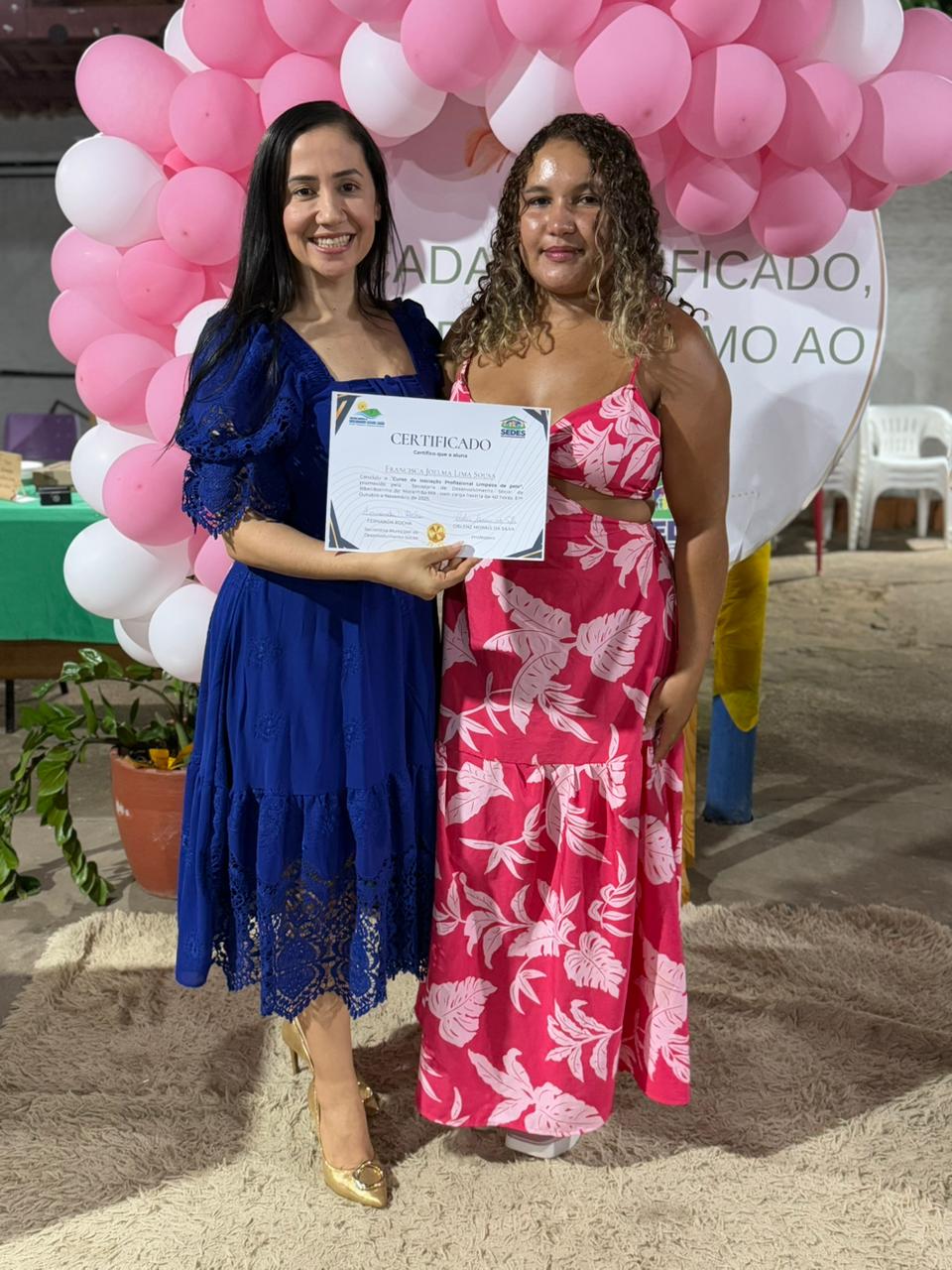 Entrega dos certificados dos cursos de Panificação e Limpeza de Pele