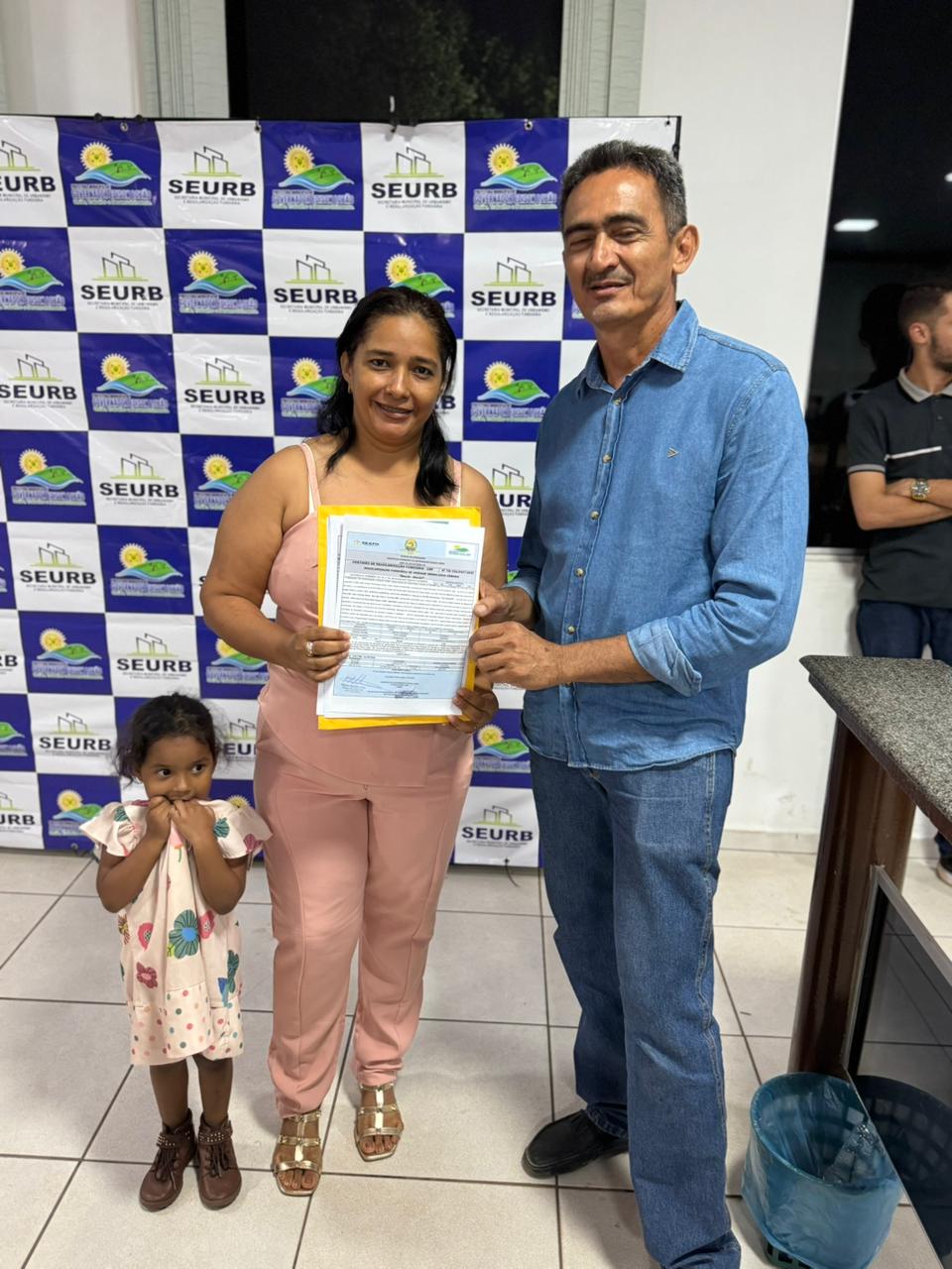 Solenidade de entrega de títulos definitivos