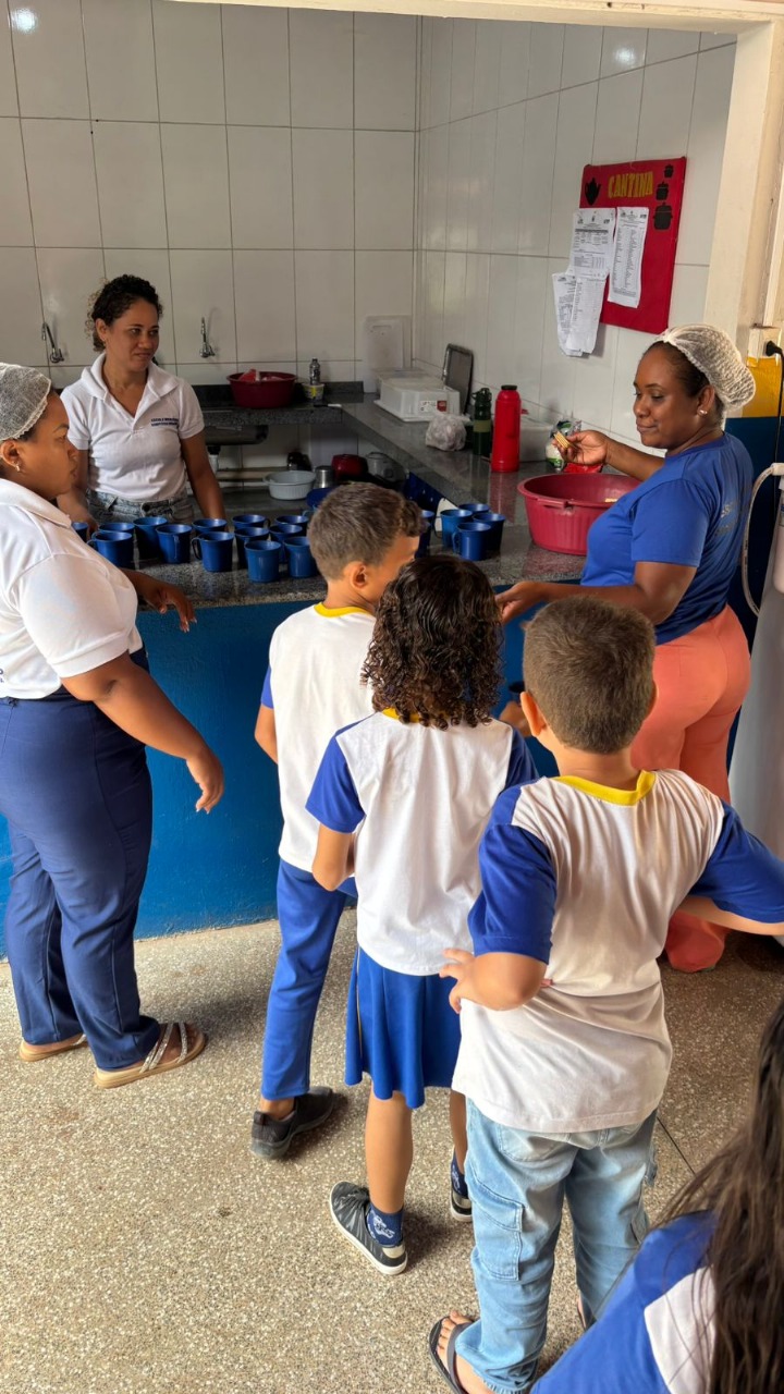 Testes de Aceitabilidade do Leite com Chocolate nas Escolas Municipais
