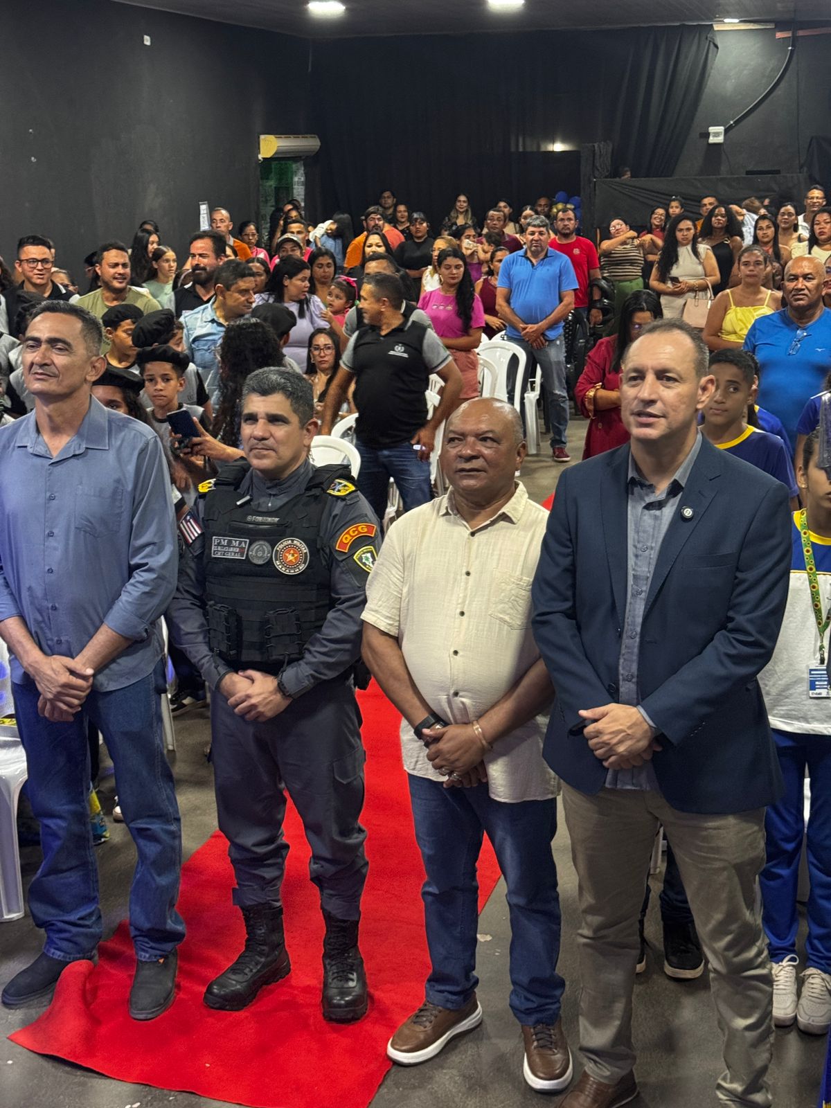 ALUNOS DO PROERD SÃO GRADUADOS EM GOVERNADOR EDISON LOBÃO