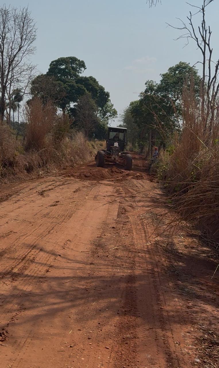 Estrada da Cachoeirinha recebe obras de recuperação e melhoria da infraestrutura