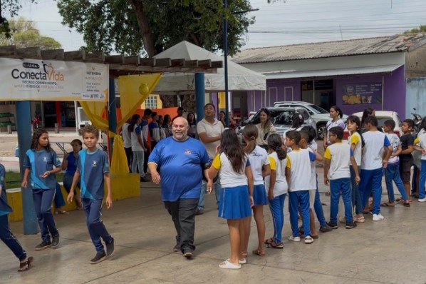 I Feira Conecta Vida promove acolhimento e valorização da vida nas escolas municipais