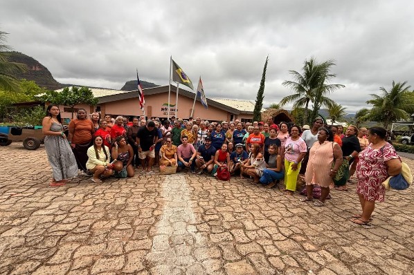 Viagem dos Idosos 2026 proporciona dois dias de lazer e convivência na Chapada das Mesas