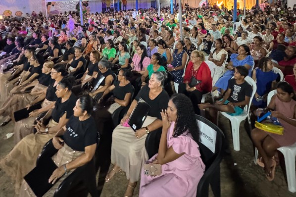 Festa das Mães emociona famílias em Governador Edison Lobão