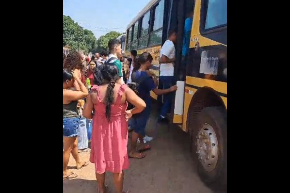 Estudantes que vão fazer a prova do Enem em Imperatriz e Montes Altos recebem apoio da prefeitu...