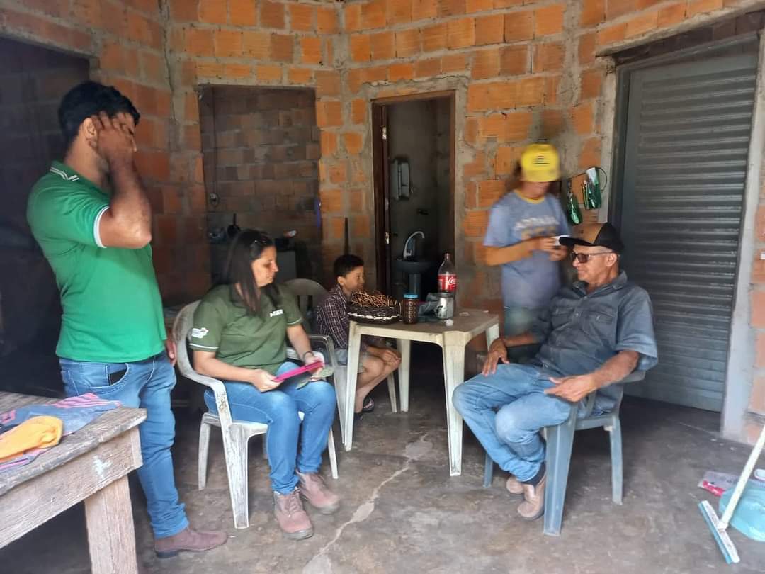 Equipe da Agricultura e AGERP faz visita técnica a produtores rurais