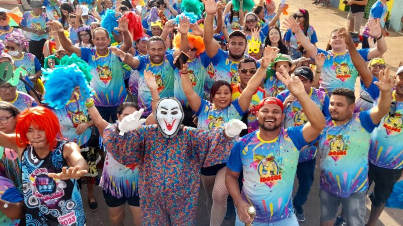 Prefeitura promove baile de carnaval para o bloco dos idosos