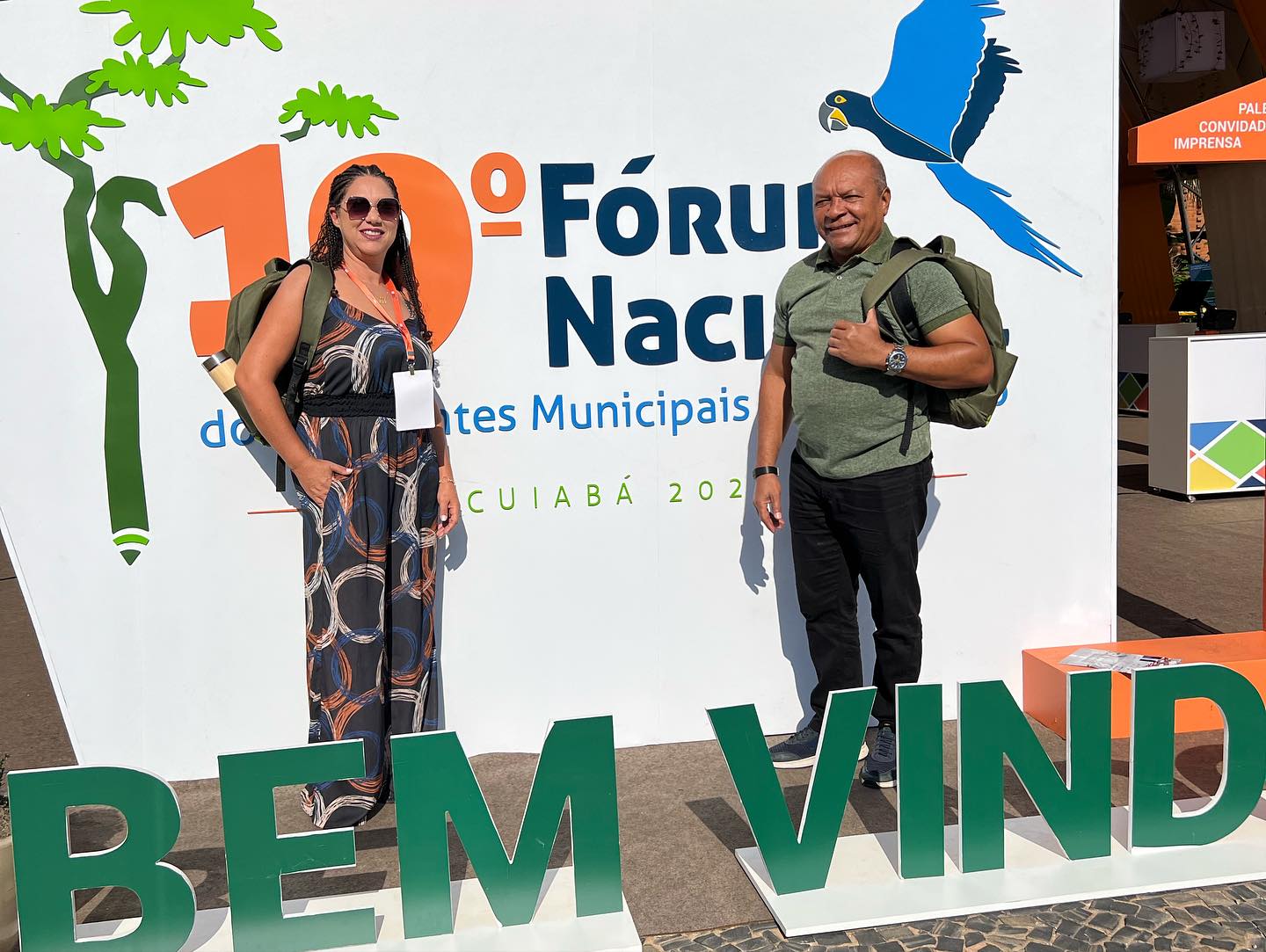 Geraldo Braga e Denise Petuba participam do Foram Nacional de Educação em Cuibá MT