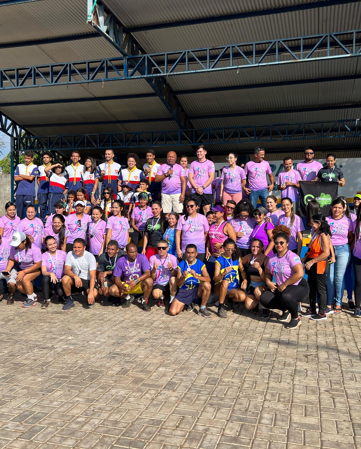 Atividades como caminhada e corrida incremetam  ações do Agosto Lilás de combate a violência contra a mulher